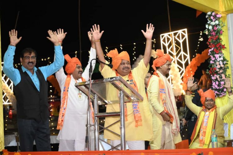 महादेव घाट में श्रद्धा का  जनसैलाब, विधानसभा अध्यक्ष व विधायक की रही सहभागिता