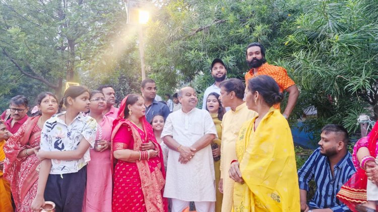 छठ सिर्फ त्योहार नहीं, भरोसे का उत्सव है। सूर्यदेव की अगुवाई में छठी मैया सबके जीवन में नई रोशनी भरें : पुरंदर मिश्रा