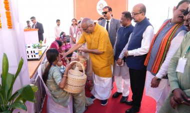 उपराष्ट्रपति श्री सी. पी. राधाकृष्णन ने महिलाओं के नेतृत्व वाले विकास और जमीनी स्तर पर लोकतंत्र के मॉडल के रूप में ‘लखपति दीदी’ पहल की सराहना की