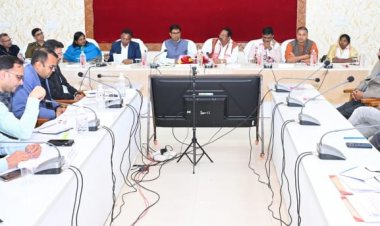 राष्ट्रपति श्रीमती द्रौपदी मुर्मू के प्रस्तावित अम्बिकापुर प्रवास की तैयारियों पर वित्तमंत्री ओ.पी.चौधरी ने ली संभागस्तरीय समीक्षा बैठक