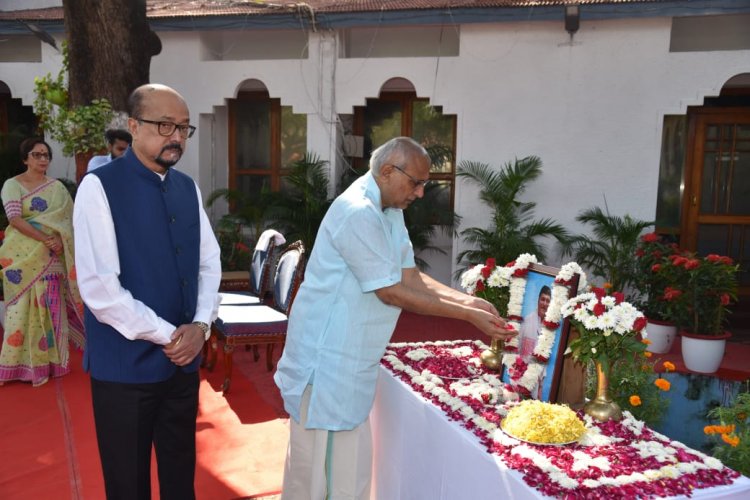 उप राष्ट्रपति, राज्यपाल एवं मुख्यमंत्री ने भारत रत्न डॉ. भूपेन हजारिका की पुण्यतिथि पर उन्हें किया नमन