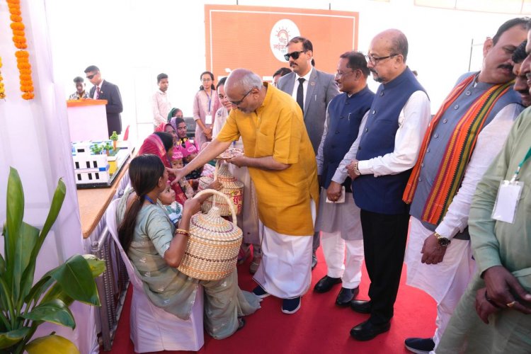 उपराष्ट्रपति श्री सी. पी. राधाकृष्णन ने महिलाओं के नेतृत्व वाले विकास और जमीनी स्तर पर लोकतंत्र के मॉडल के रूप में ‘लखपति दीदी’ पहल की सराहना की