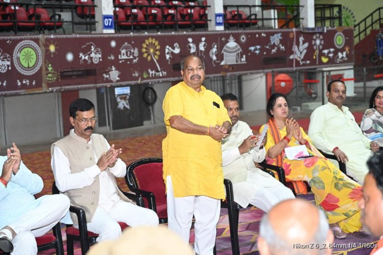 “वंदे मातरम्” के 150 वर्ष पूर्ण होने पर ऐतिहासिक आयोजन की तैयारी — इनडोर स्टेडियम में हुई महत्वपूर्ण बैठक