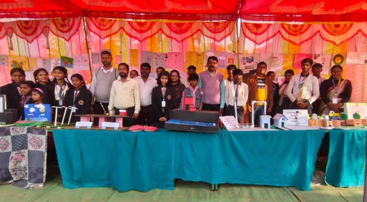 वंदना स्कूल में बाल मेला व विज्ञान प्रदर्शनी का आयोजन