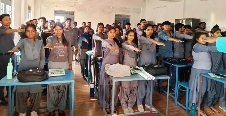 ‘बाल विवाह मुक्त छत्तीसगढ़ अभियान’ ग्राम पंचायत लालपुर में निकाली गई जागरूकता रैली