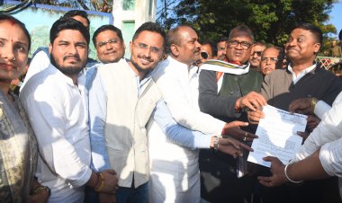 जंगल कटाई, तस्करी और बैगा परिवारों पर अत्याचार के मुद्दे पर कांग्रेस का उग्र प्रदर्शन