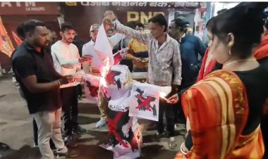 बांग्लादेश में हिंदू युवक की हत्या के विरोध में श्री बजरंग सेना का आक्रोश प्रदर्शन