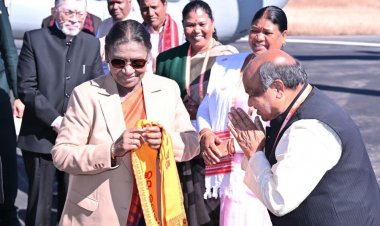 राज्यपाल रमेन डेका, मुख्यमंत्री विष्णुदेव साय के साथ उत्तर विधायक पुरंदर मिश्रा ने किया आत्मीय स्वागत