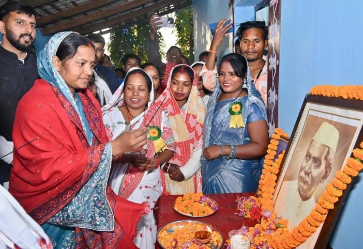 मंत्री लक्ष्मी राजवाड़े ने भारत के प्रथम राष्ट्रपति डॉ. राजेन्द्र प्रसाद की जयंती पर किया नमन