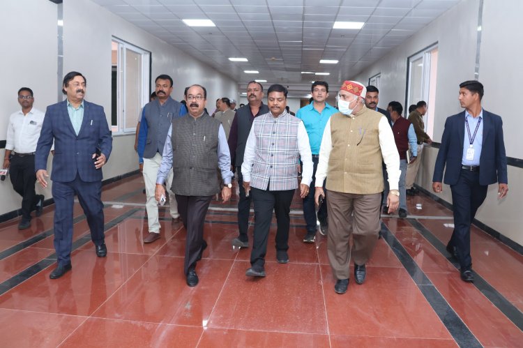 उप मुख्यमंत्री और संसदीय मंत्री ने नया रायपुर स्थित नए विधानसभा भवन का किया निरीक्षण