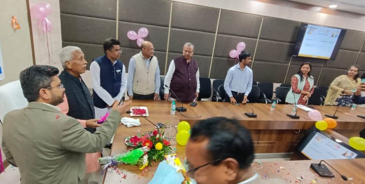 छत्तीसगढ़ सरकार के 2 साल पूरा होने पर राज्य के 21 हजार से ज्यादा श्रमिकों को मिला 20.20 करोड़ रूपए का तोहफा