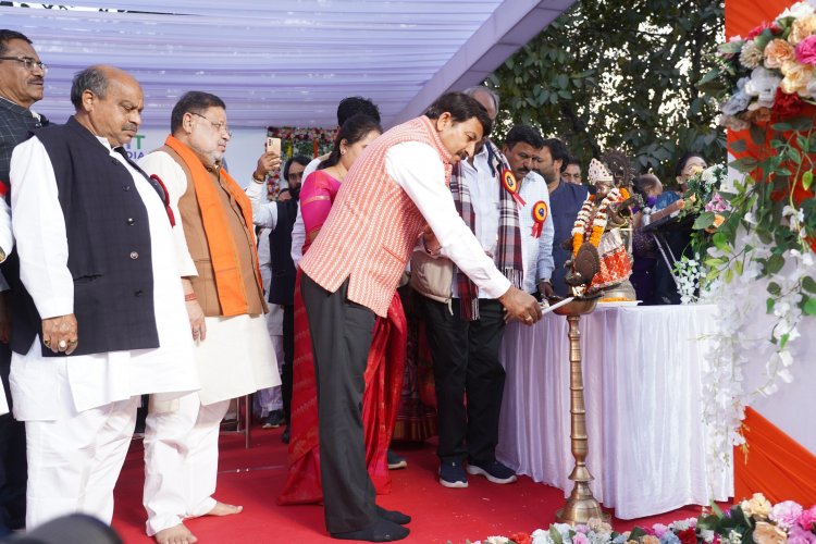 “जो खेलेगा वही आगे बढ़ेगा” : सांसद बृजमोहन अग्रवाल, खेलों से फिट इंडिया के संकल्प का आह्वान
