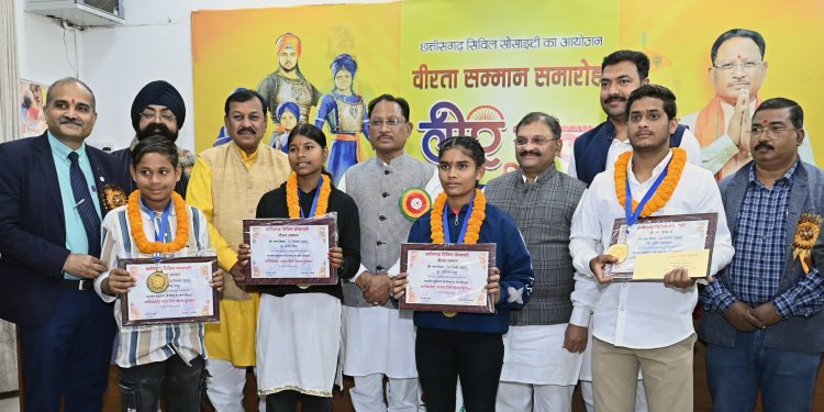 धार्मिक आस्था एवं देश की रक्षा के लिए सिख समाज का योगदान अतुलनीय - मुख्यमंत्री साय