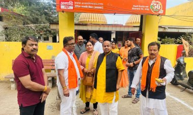 विन्ध्येश्वर महादेव मंदिर में भव्य रुद्राभिषेक, उत्तर विधायक पुरंदर मिश्रा ने की 10 लाख रुपये की घोषणा