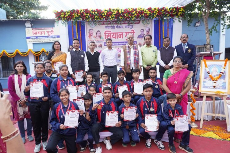 सांसद बृजमोहन अग्रवाल ने “सियान गुड़ी” वरिष्ठजन क्रियाकलाप एवं मनोरंजन केंद्र का किया शुभारंभ