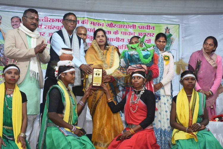 प्रभारी मंत्री ने किया मंच व सामुदायिक भवन के लिए 40 लाख की घोषणा। छेरता पर्व केवल एक परंपरा नहीं, बल्कि पूरे क्षेत्र की सांस्कृतिक पहचान बन चुका है - श्याम बिहारी जायसवाल