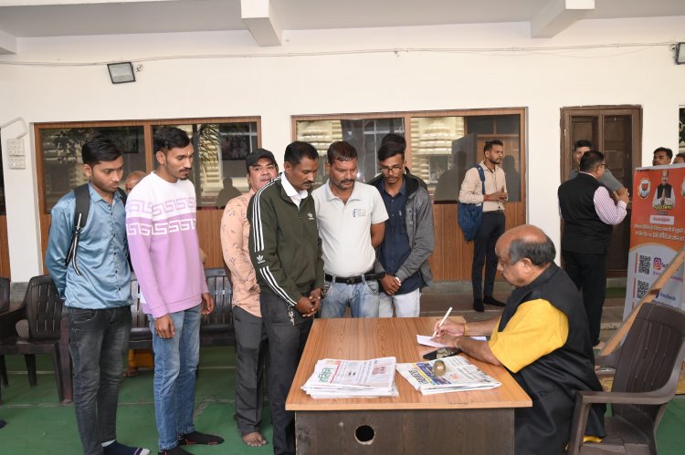 जनता की आवाज़, विधायक का ऐतबार: पुरंदर मिश्रा ने सुनी हर फरियाद