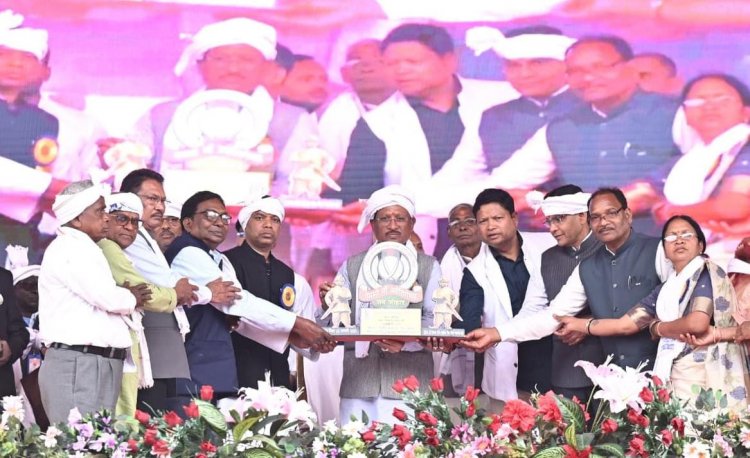 छत्तीसगढ़ की धरती जनजातीय शौर्य और बलिदान की साक्षी : मुख्यमंत्री  विष्णु देव साय