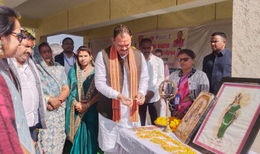 खड़गवां जनपद ग्राउंड में मितानिन सम्मेलन संपन्न, स्वास्थ्य मंत्री श्याम बिहारी जायसवाल ने किया शुभारंभ