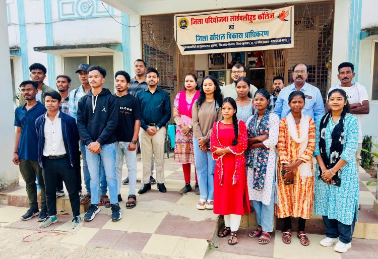 आकांक्षा प्रोजेक्ट के तहत 35 युवा रोजगार हेतु चेन्नई रवाना