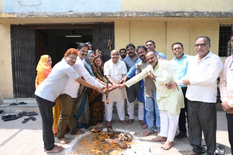 उत्तर विधानसभा क्षेत्र के लोकप्रिय विधायक पुरंदर मिश्रा जी ने किया लोधी पारा, पंडरी में अतिरिक्त लोधी भवन निर्माण हेतु भूमि पूजन
