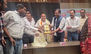 “जब शिक्षक मजबूत, तब राष्ट्र समृद्ध: आमसभा में पुरन्दर मिश्रा का प्रेरक संबोधन”