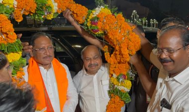 ऐतिहासिक जीत का जश्न: राष्ट्र निर्माण की दिशा में नई ऊर्जा — विधायक पुरंदर मिश्रा के नेतृत्व में उत्साहपूर्ण आयोजन
