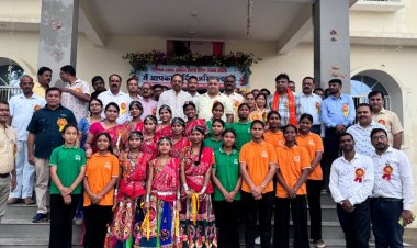 शिक्षा से ही संवरता है भविष्य, संस्कारों से बनता है सशक्त समाज: मंत्री श्री राजेश अग्रवाल