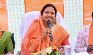 नवविकास की राह पर अग्रसर बस्तर :जगरगुण्डा पहुंचने वाली पहली महिला मंत्री बनी श्रीमती लक्ष्मी राजवाड़े