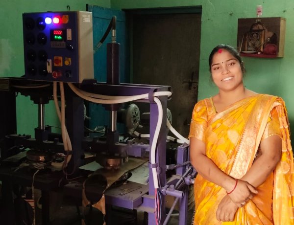 हौसलों की उड़ान: संघर्षों को मात देकर 'लखपति दीदी' बनीं कांति साहू