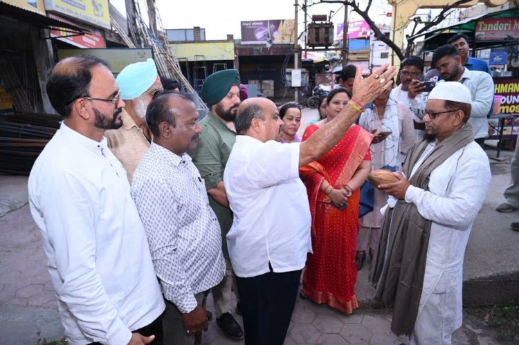 "बदलता भारत – बढ़ता भारत" अभियान के अंतर्गत बुद्धिजीवियों के द्वार पहुंचे विधायक पुरंदर मिश्रा