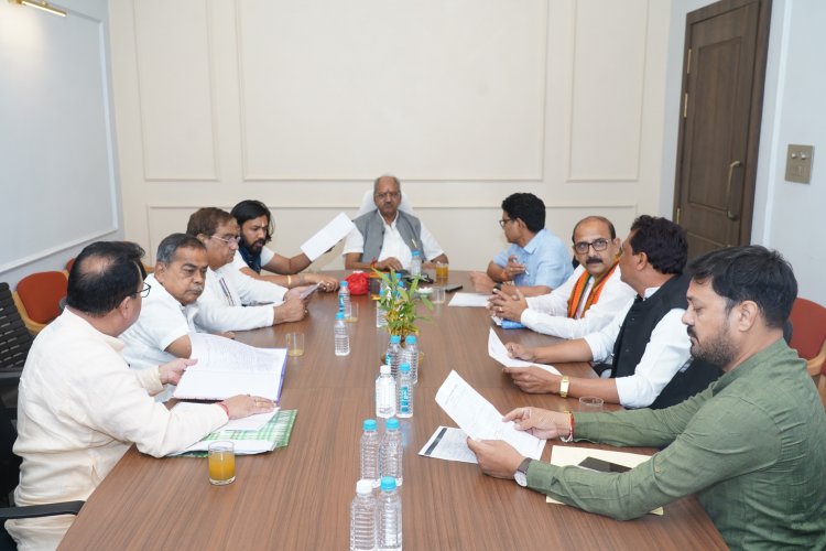 सांसद बृजमोहन ने ली कोर ग्रुप की बैठक, संगठनात्मक मजबूती और सरकार की उपलब्धियों के प्रचार-प्रसार पर जोर