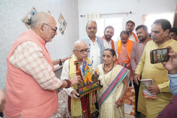 एक पेड़ माँ के नाम’ अभियान से लेकर वरिष्ठ कार्यकर्ताओं के सम्मान तक, विशेष जनसंपर्क अभियान रहा गतिशील