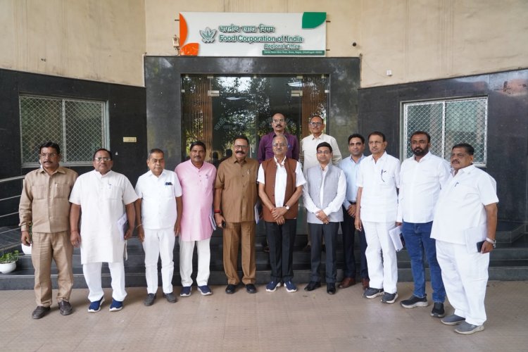 किसानों को उचित मूल्य, जनता को निर्बाध राशन मिले: FCI बैठक में बृजमोहन अग्रवाल ने दिए सख्त निर्देश