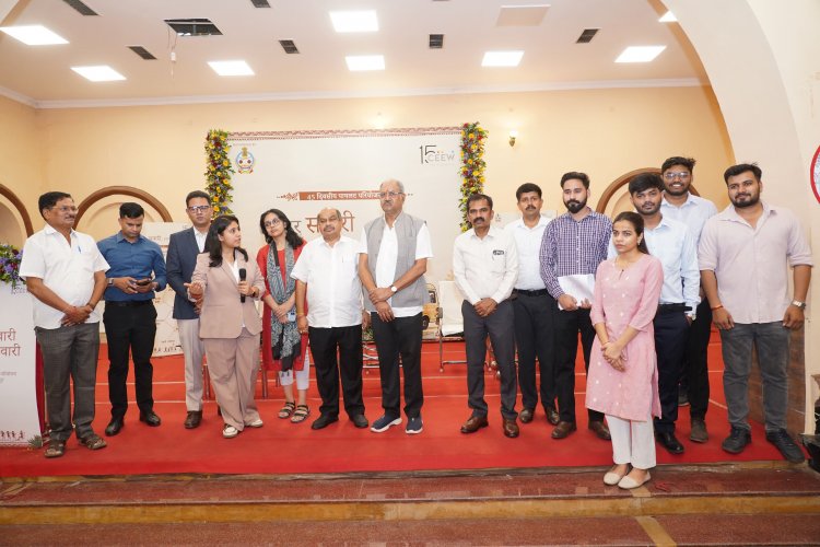 रायपुर की यातायात व्यवस्था में नया अध्याय: माइक्रो बस पायलट प्रोजेक्ट का शुभारंभ, सांसद बृजमोहन ने दिखाई हरी झंडी