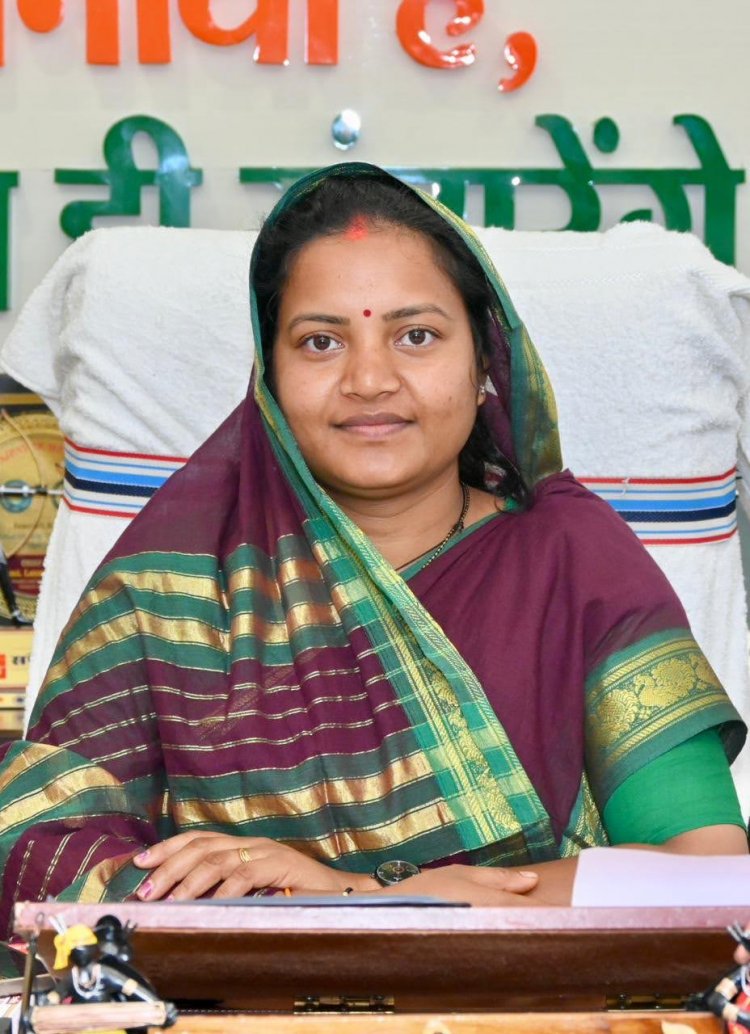 प्रधानमंत्री के सुशासन की संकल्पना को साकार करने के लिए प्रतिबद्धता के साथ काम कर रही हैं हमारी सरकार-मंत्री श्रीमती राजवाड़े