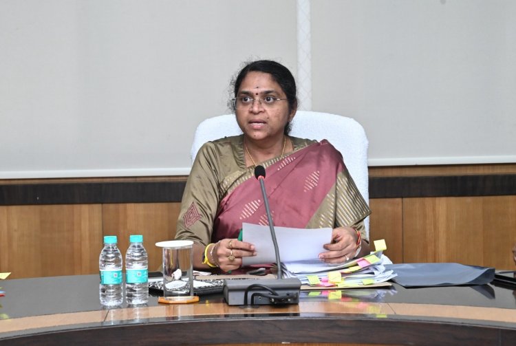 निर्माण और जन सुविधाएं विकसित करने के कार्यों को गति देने सक्रियता से करें मॉनिटरिंग - श्रीमती शंगीता आर