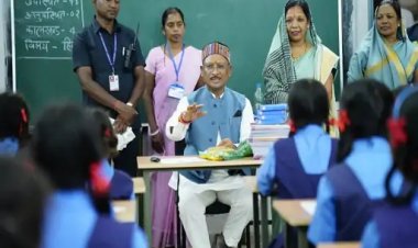 छत्तीसगढ़ में नक्सलमुक्त क्षेत्रों में स्कूलों में बजने लगी घंटी