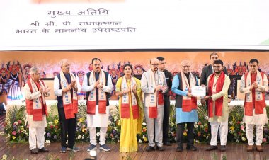 एम्स रायपुर का तीसरा दीक्षांत समारोह
