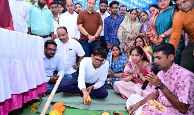 कोड़ातराई में 1.21 करोड़ रुपये की लागत से बनेगा पीएम श्री स्कूल भवन, वित्त मंत्री श्री ओ.पी. चौधरी ने किया भूमिपूजन