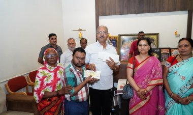 जनसेवा ही सर्वोपरि धर्म: सांसद बृजमोहन अग्रवाल ने 140 हितग्राहियों को बांटे 21 लाख रुपये की सहायता राशि के चेक