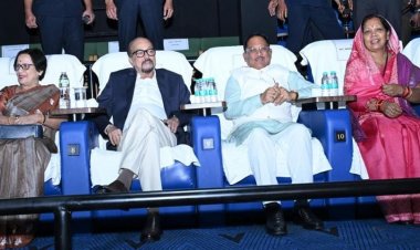राज्यपाल श्री रमेन डेका, मुख्यमंत्री श्री विष्णु देव साय और विधानसभा अध्यक्ष डॉ. रमन सिंह ने सपरिवार देखी फिल्म ‘हनुमान अंश’