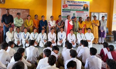 आत्महत्या पर कथा को बदलें, बातचीत शुरू करें - लालपुर में विद्यार्थियों को दिया जागरूकता का संदेश