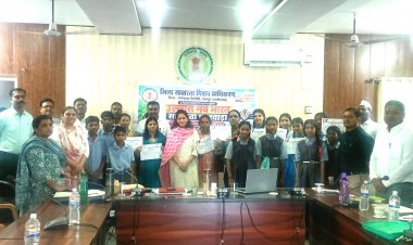 कठौतिया में उल्लास साक्षरता पखवाड़े ने जगाया शिक्षा का उजियारा, परिवार से गांव तक पहुंचा साक्षरता का संदेश