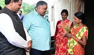 सेवा संकल्प अभियान के तहत ग्रामीणों के बीच पहुंचे पर्यटन एवं संस्कृति मंत्री  राजेश अग्रवाल