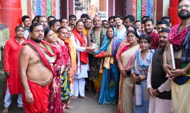 भगवान लिंगराज के दर्शन कर मुख्यमंत्री श्री विष्णु देव साय ने की प्रदेश की सुख-समृद्धि और खुशहाली की कामना