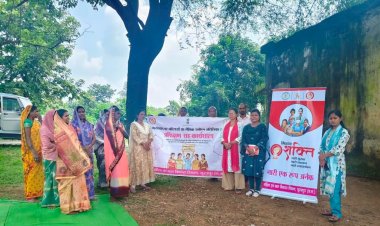 सेवा की कहानी : अधिकारों और योजनाओं की जानकारी से सशक्त बन रही छत्तीसगढ़ की महिलाएं