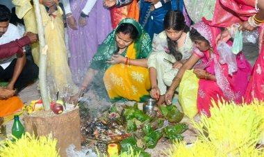 करमा पूजा में शामिल हुईं मंत्री श्रीमती लक्ष्मी राजवाड़े, प्रकृति, संस्कृति और लोकपरंपराओं के संरक्षण का दिया संदेश