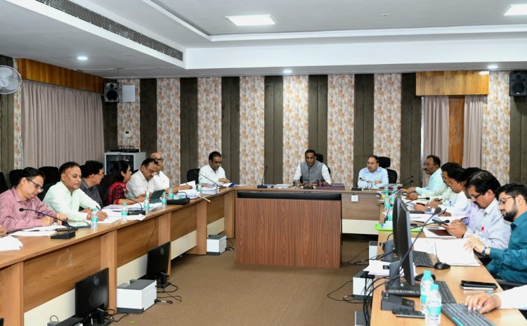 अक्टूबर में हर निर्माणाधीन स्थल पर दिखे काम, बरसात के बाद युद्धस्तर पर शुरू हो निर्माण'