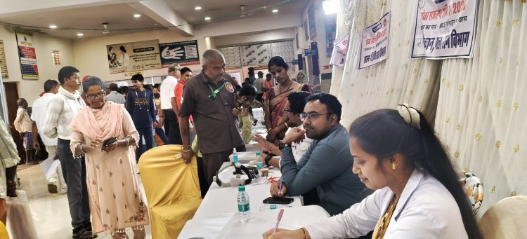 सशक्त एम.सी.बी. सेवा संकल्प अभियान 2026: सामुदायिक स्वास्थ्य केन्द्र केल्हारी में आयोजित वृहद स्वास्थ्य शिविर में उमड़ी बम्पर भीड़